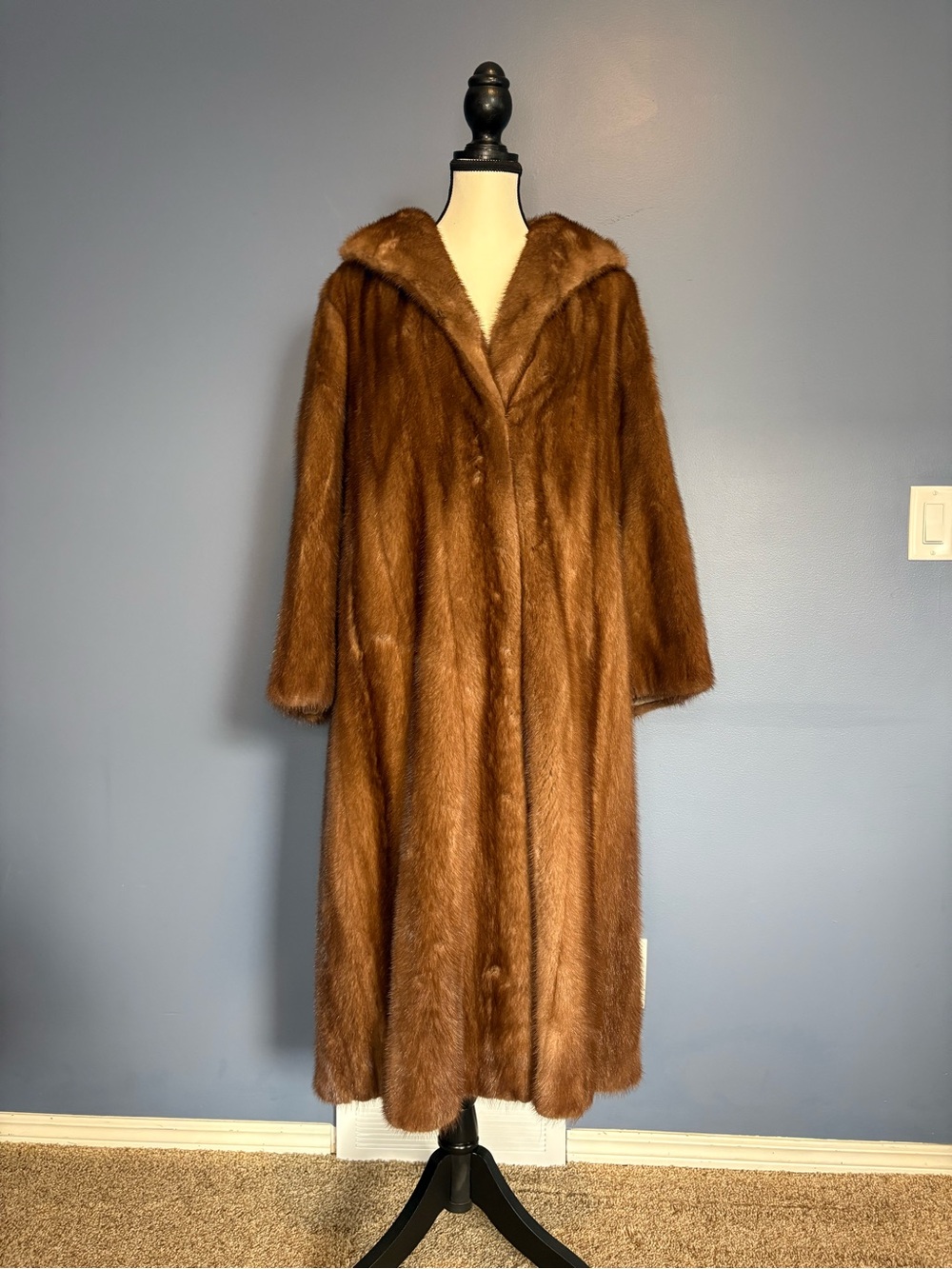 Vintage Full Length Mahogany Mink Fur Coat | Charlebois Furs Calgary | Soft Luxu